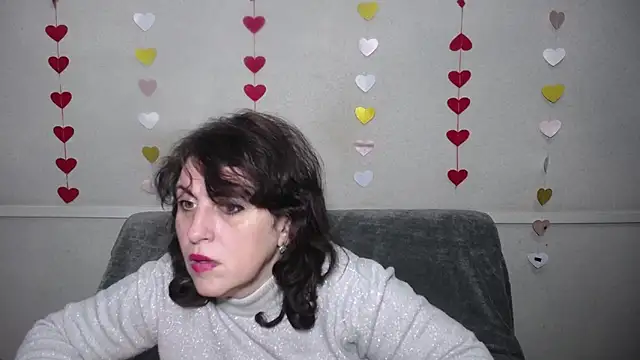 Snapshot of LuciaMii chatting on March 2025 05:55:02 AM LuciaMii online show from March 2025 05:55:02 AM