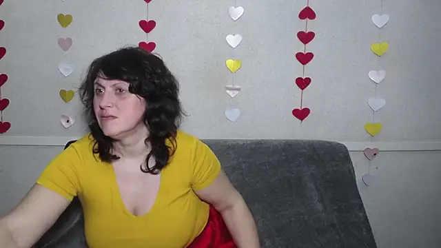 Snapshot of LuciaMii chatting on March 2025 03:16:01 AM LuciaMii online show from March 2025 03:16:01 AM