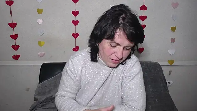 Snapshot of LuciaMii chatting on March 2025 12:38:02 AM LuciaMii online show from March 2025 12:38:02 AM