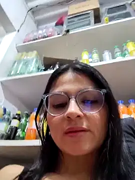 Linda Lars online show from February 2026 02:04:01 AM