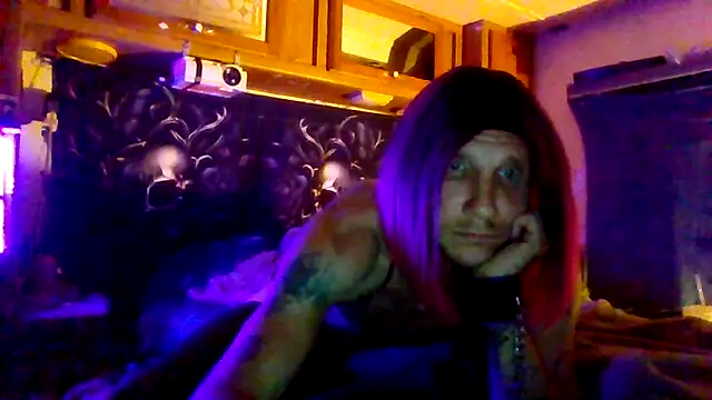 twiztidleeanna online show from September 2025 02:07:02 PM