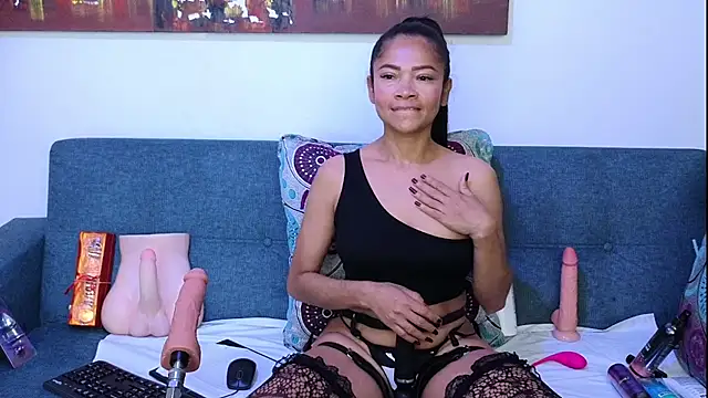 Snapshot of anellejones chatting on February 2025 03:34:02 AM anellejones online show from February 2025 03:34:02 AM