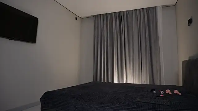 Nik Sharp online show from March 2026 04:12:01 PM