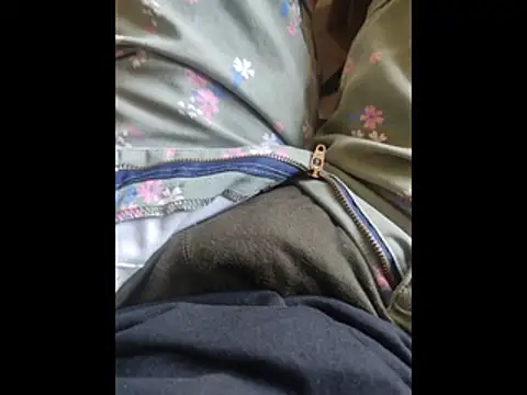 boy BeardGallery online show from December 2025 05:24:01 AM