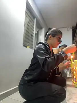 Arilw online show from December 2024 12:29:01 AM