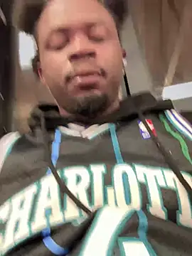 MobyDxck online show from December 2024 10:43:01 AM