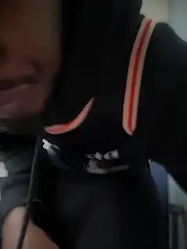 MobyDxck online show from December 2024 11:23:02 PM