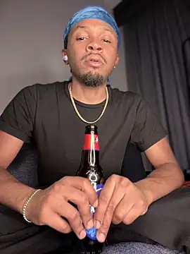 MobyDxck online show from February 2025 02:17:02 AM