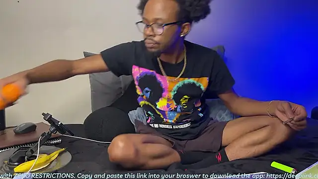 MobyDxck online show from March 2026 09:18:02 PM