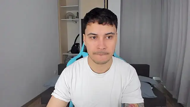 MatMalonne online show from January 2025 06:34:01 AM