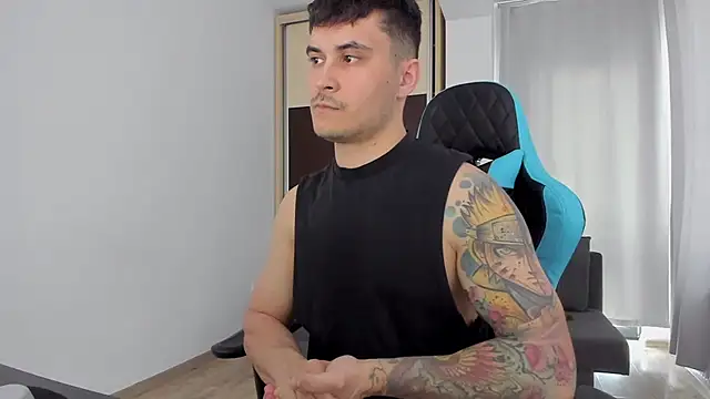 MatMalonne online show from March 2025 12:26:01 PM