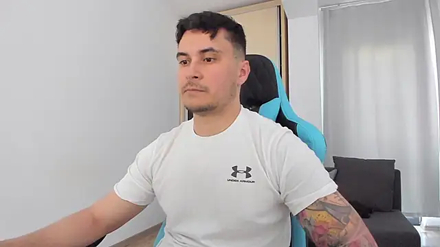 MatMalonne online show from March 2025 12:25:01 PM