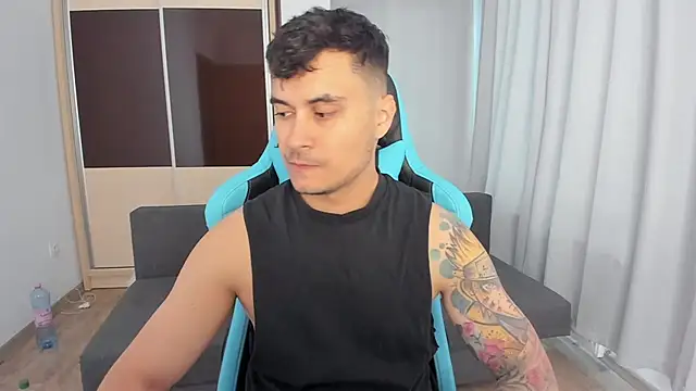 MatMalonne online show from October 2025 11:11:01 AM