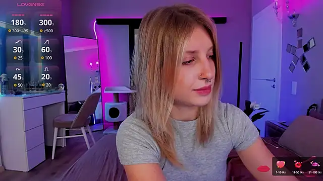 lilyvibe online show from December 2024 04:50:01 PM