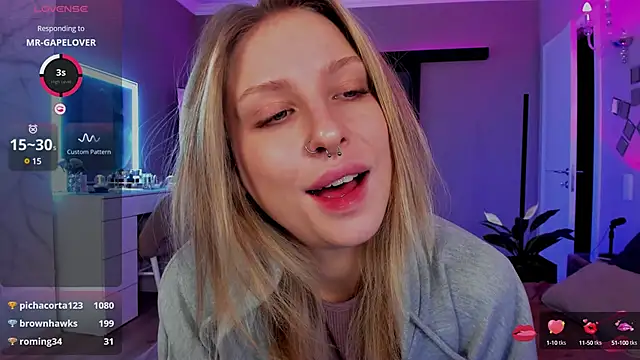 lilyvibe online show from December 2024 08:15:01 PM
