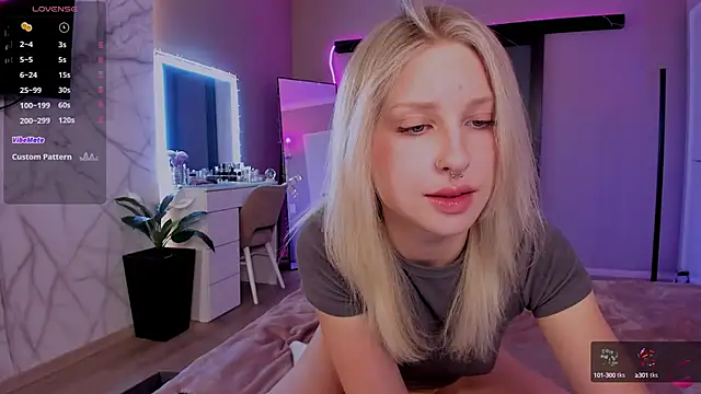 lilyvibe online show from January 2025 10:41:01 PM