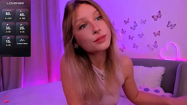 lilyvibe online show from October 2025 07:34:01 PM