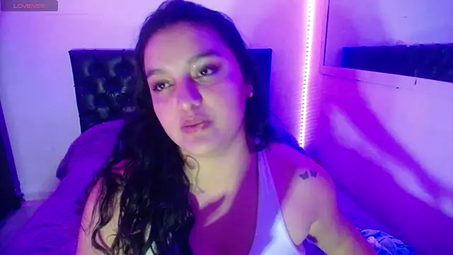 Laurenkenner  online show from October 2025 07:13:01 PM