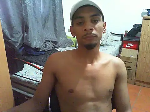 Snapshot of 29YOURZ_28_ chatting on September 2025 03:17:01 PM 29YOURZ 28 online show from September 2025 03:17:01 PM