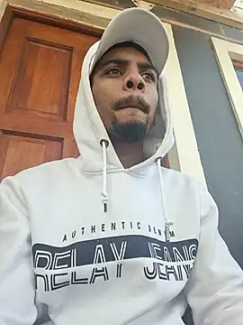 Snapshot of 29YOURZ_28_ chatting on October 2025 10:37:02 AM 29YOURZ 28 online show from October 2025 10:37:02 AM