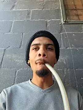 Snapshot of 29YOURZ_28_ chatting on October 2025 10:27:01 AM 29YOURZ 28 online show from October 2025 10:27:01 AM