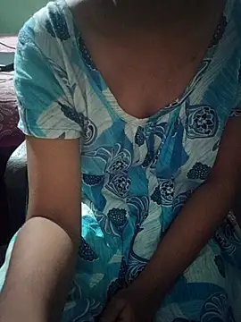 Snapshot of Ralisha_Rani chatting on October 2025 10:07:02 PM Ralisha Rani online show from October 2025 10:07:02 PM