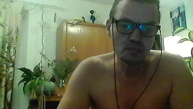 Snapshot of Bigpenis6y chatting on February 2026 05:06:02 PM Bigpenis6y online show from February 2026 05:06:02 PM