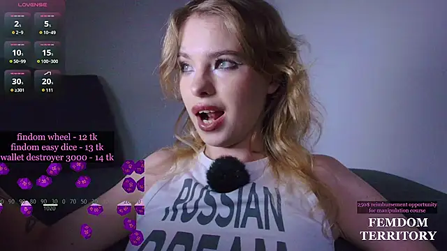 Snapshot of MisssLola chatting on July 2026 06:20:01 PM MisssLola online show from July 2026 06:20:01 PM