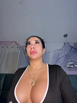 Snapshot of kiim_taaylor chatting on January 2026 02:49:02 AM kiim taaylor online show from January 2026 02:49:02 AM