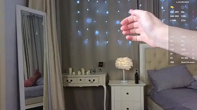 GenovesDi online show from January 2025 07:34:02 PM