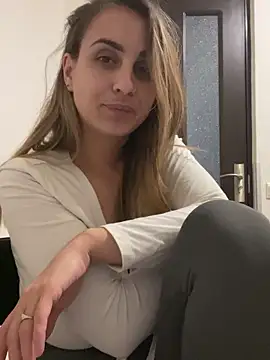 Daisyforyou online show from January 2025 08:41:01 PM