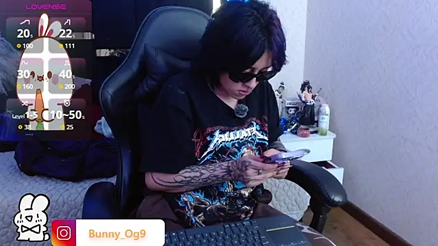 Snapshot of Bunny_O chatting on May 2026 11:57:01 PM Bunny O online show from May 2026 11:57:01 PM