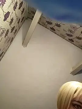 SweetLeila40 online show from March 2025 10:21:01 PM