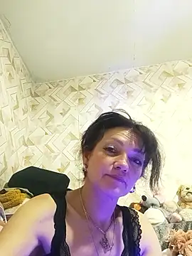 Snapshot of SweetLeila40 chatting on June 2026 12:32:02 AM SweetLeila40 online show from June 2026 12:32:02 AM