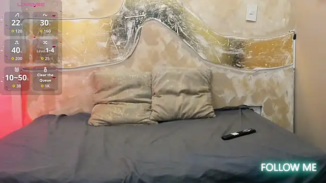 melaniecooperr online show from October 2025 03:18:02 AM