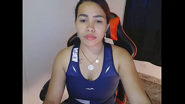 Snapshot of sexymoreniita chatting on March 2025 11:03:02 PM sexymoreniita online show from March 2025 11:03:02 PM