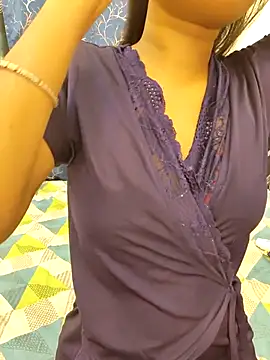 yhona darling online show from November 2025 12:20:01 PM