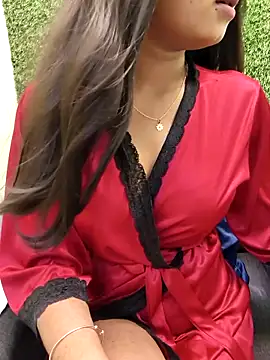 yhona darling online show from April 2026 08:37:02 AM