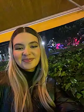 Odett  online show from January 2025 04:20:01 AM