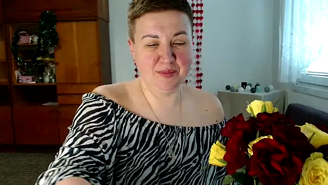 Annet1912 online show from February 2025 12:28:01 PM