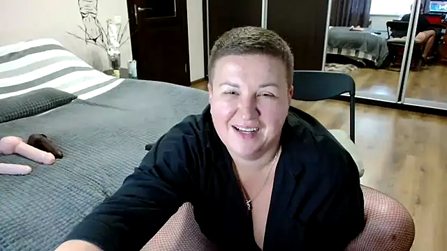 Annet1912 online show from November 2025 09:31:01 AM