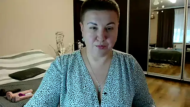 Annet1912 online show from December 2025 10:22:02 AM