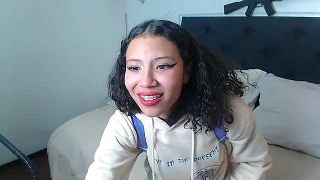 Snapshot of avans_15 chatting on December 2024 11:24:01 PM avans 15 online show from December 2024 11:24:01 PM