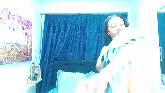 Snapshot of avans_15 chatting on January 2025 10:58:02 PM avans 15 online show from January 2025 10:58:02 PM