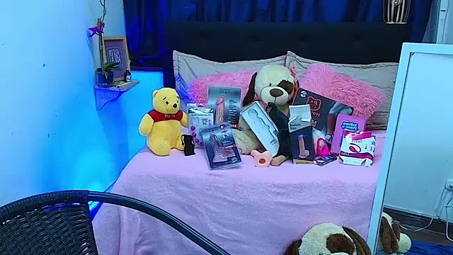 Snapshot of avans_15 chatting on February 2025 11:12:02 PM avans 15 online show from February 2025 11:12:02 PM