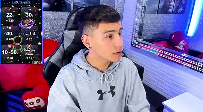 Snapshot of salvadorgomezx chatting on December 2024 01:18:01 AM salvadorgomezx online show from December 2024 01:18:01 AM