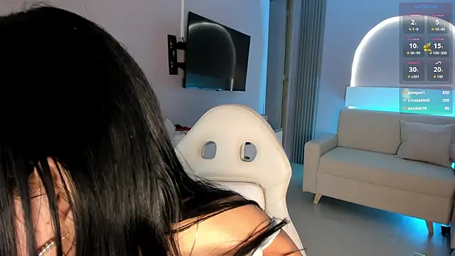 millieskinny  online show from October 2025 04:03:02 PM