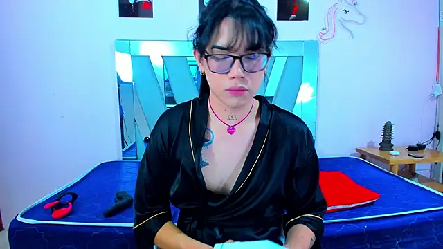 Snapshot of beverly_campbellxxx chatting on February 2025 12:15:01 AM beverly campbellxxx online show from February 2025 12:15:01 AM