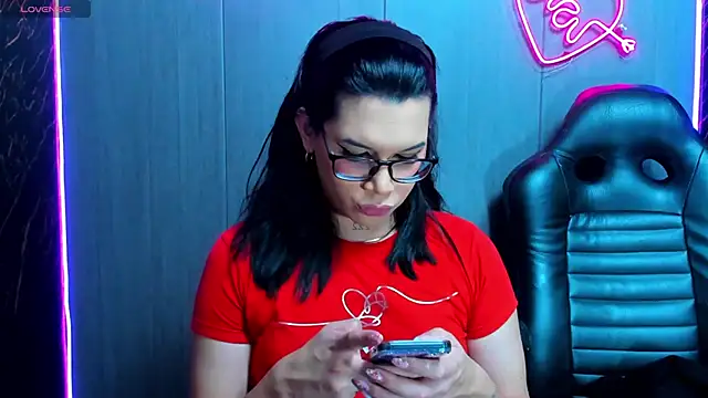 Snapshot of beverly_campbellxxx chatting on March 2025 11:54:01 PM beverly campbellxxx online show from March 2025 11:54:01 PM