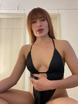 Snapshot of Victoria-77 chatting on February 2025 02:53:01 AM Victoria-77 online show from February 2025 02:53:01 AM